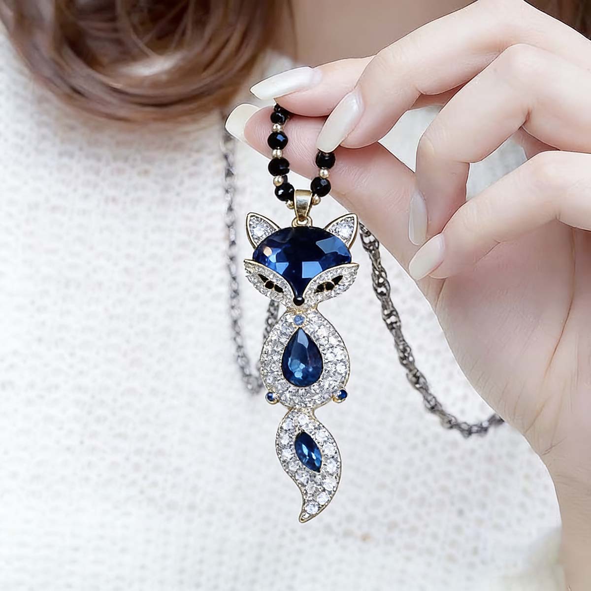 Collar largo de estilo coreano para mujer, colgante de cristal versátil y elegante, complemento perfecto para prendas de otoño e invierno.